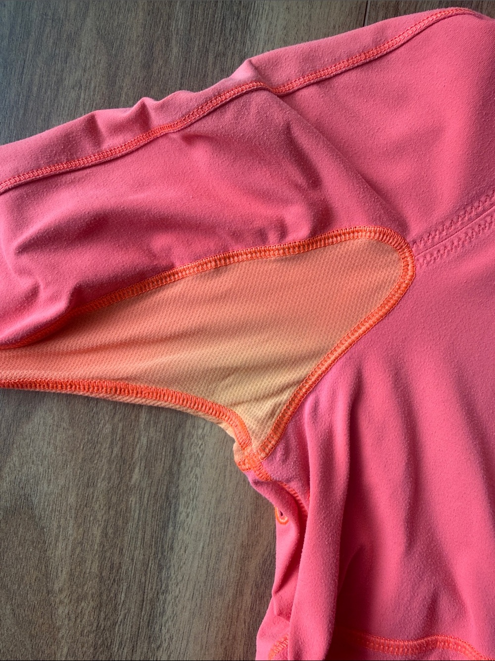 Lululemon Run: Reflect Pullover - Picture 9 of 9